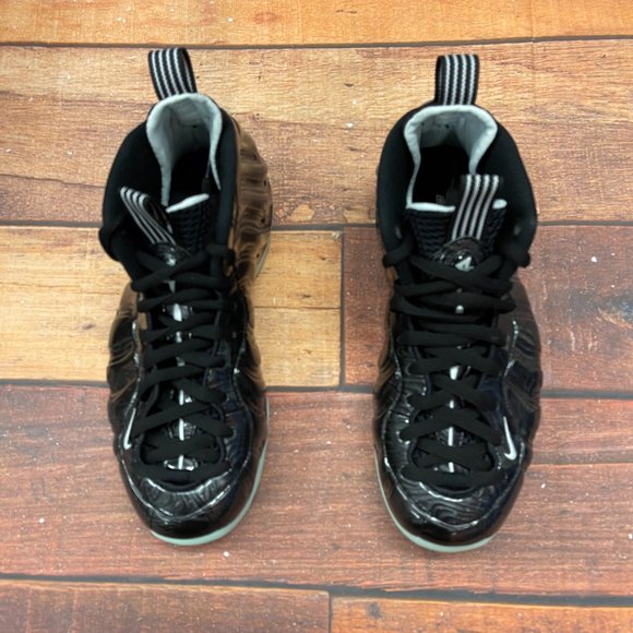 Nike Men's Air Foamposite One Basketball Shoes - Picture 3 of 6